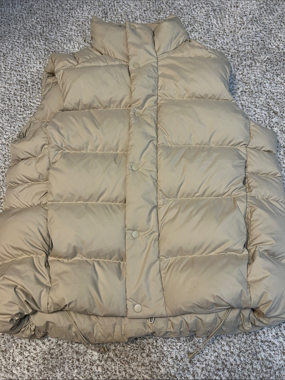 lululemon athletica Beige Puffer Vest NEVER WORN